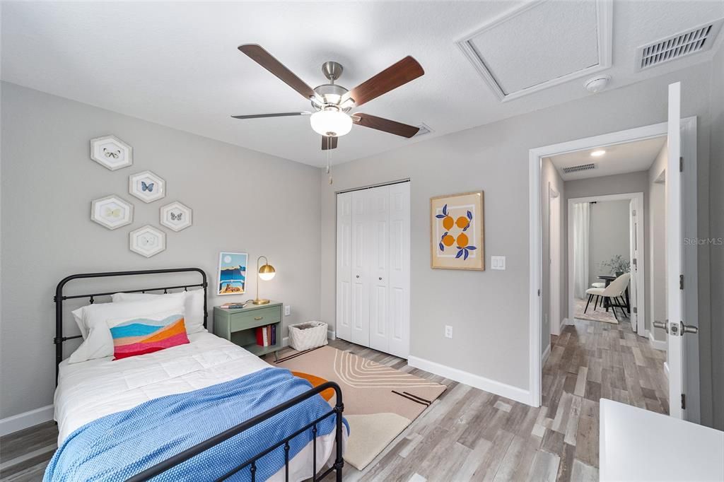 For Sale: $244,900 (3 beds, 2 baths, 1315 Square Feet)