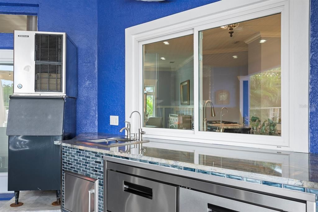 En Venta: $1,500,000 (4 camas, 2 baños, 2732 Pies cuadrados)