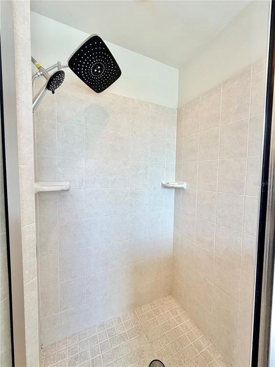 En Venta: $444,900 (4 camas, 2 baños, 2000 Pies cuadrados)