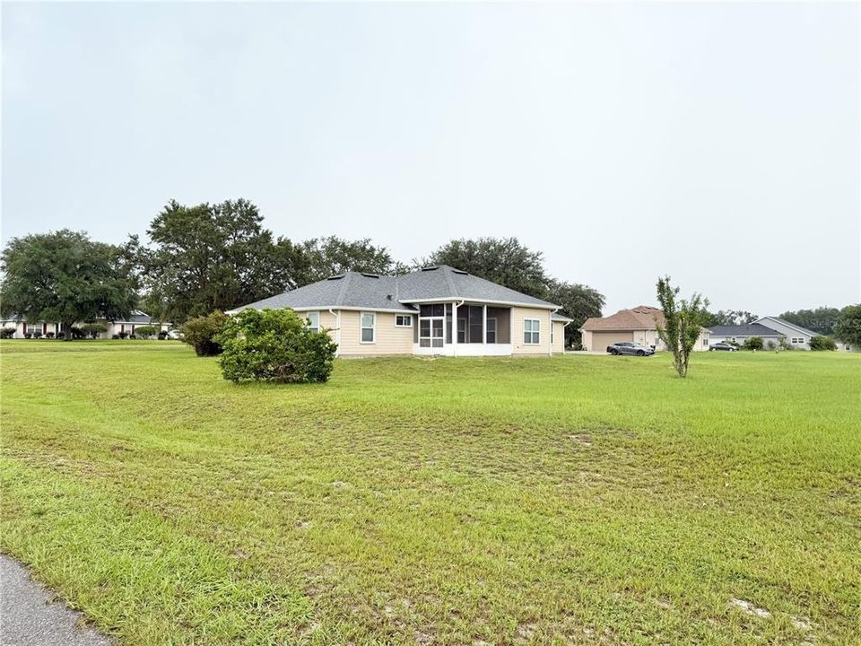 En Venta: $444,900 (4 camas, 2 baños, 2000 Pies cuadrados)