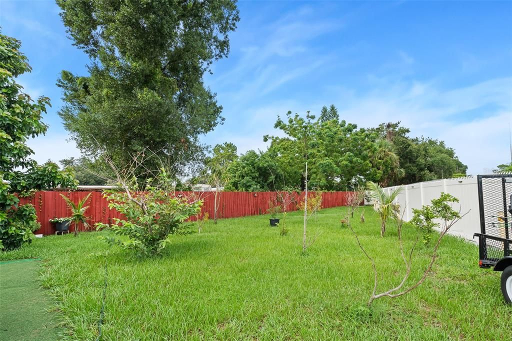 For Sale: $559,900 (4 beds, 3 baths, 2616 Square Feet)
