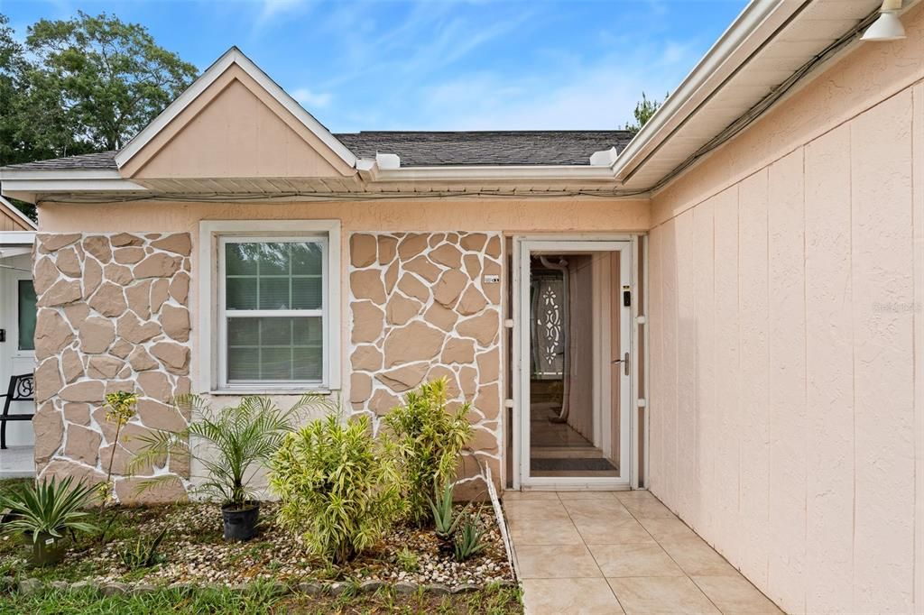 For Sale: $559,900 (4 beds, 3 baths, 2616 Square Feet)