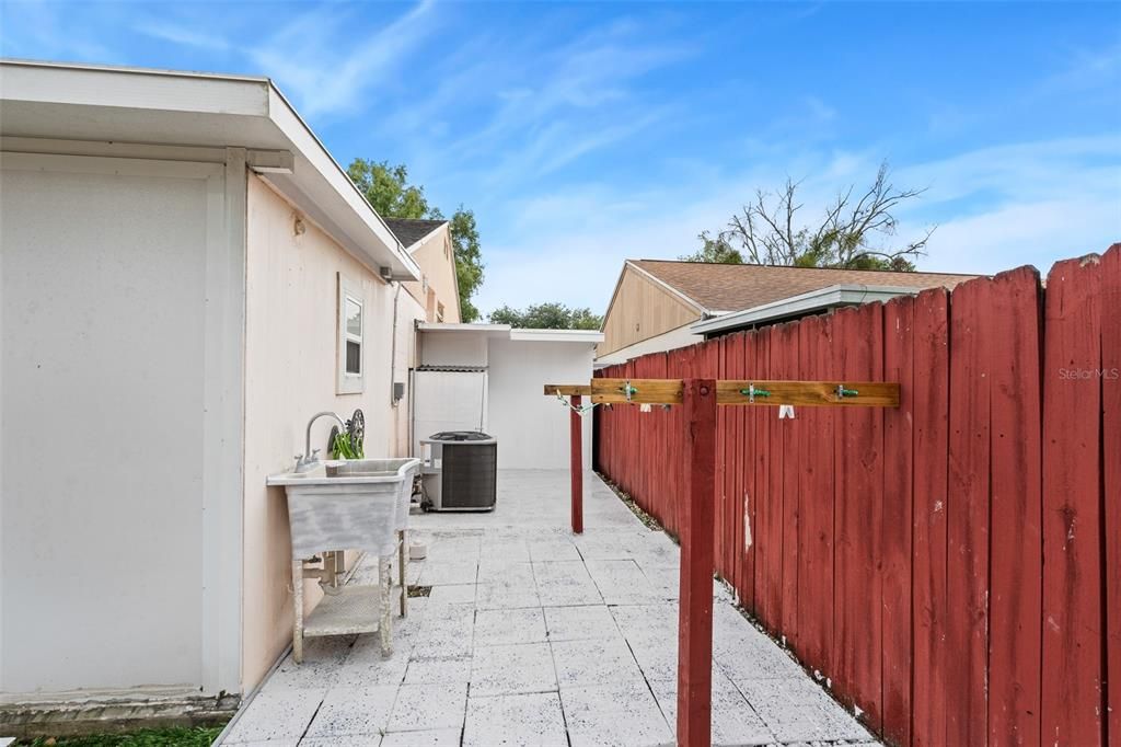 For Sale: $559,900 (4 beds, 3 baths, 2616 Square Feet)