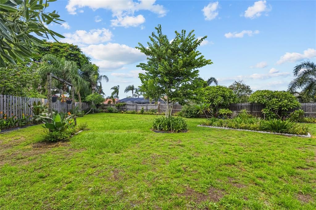 На продажу: $499,900 (2 спален, 2 ванн, 1348 Квадратных фут)