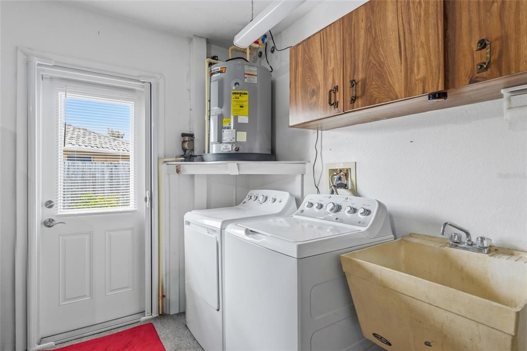 На продажу: $499,900 (2 спален, 2 ванн, 1348 Квадратных фут)
