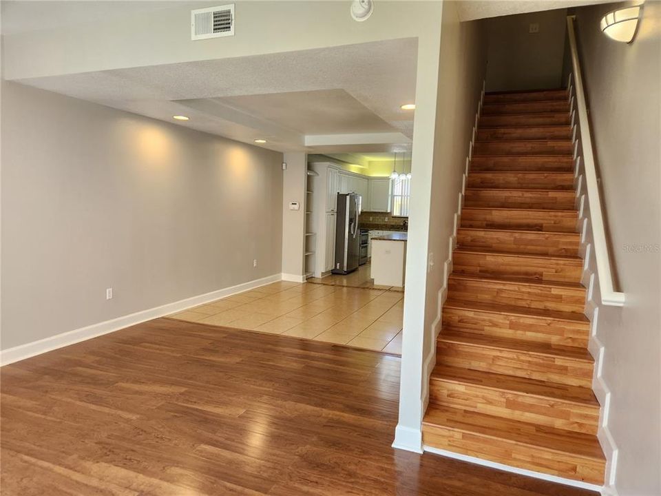 For Rent: $1,795 (2 beds, 2 baths, 1408 Square Feet)
