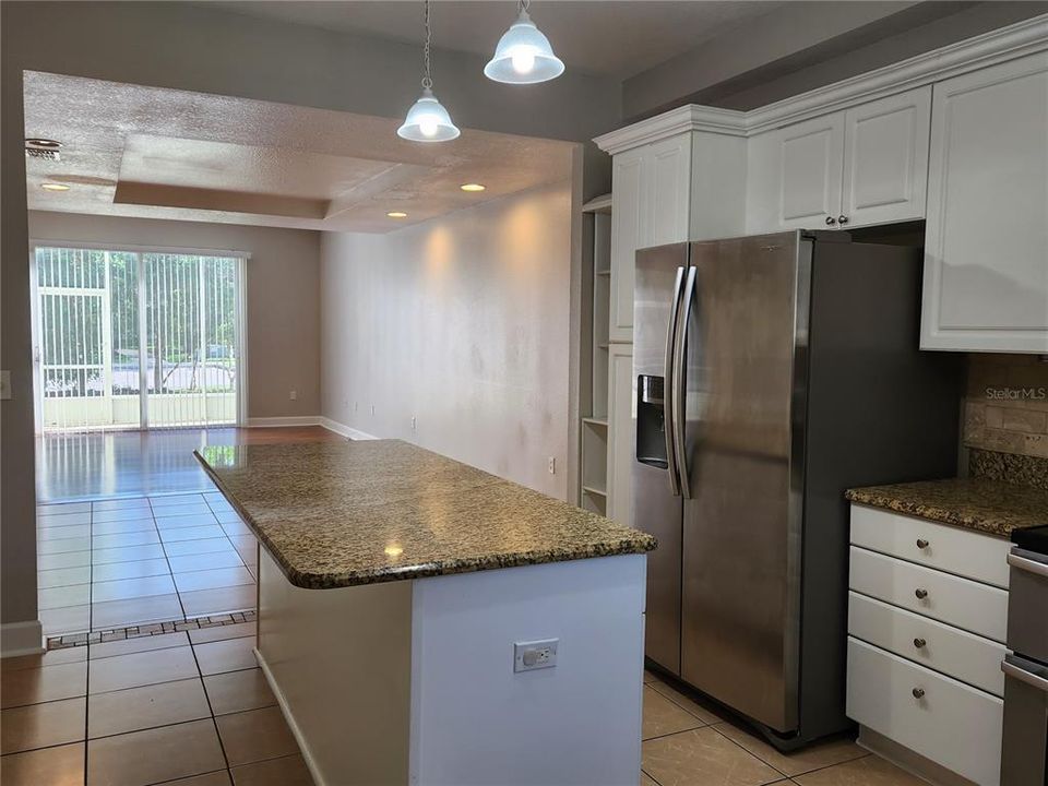 For Rent: $1,795 (2 beds, 2 baths, 1408 Square Feet)