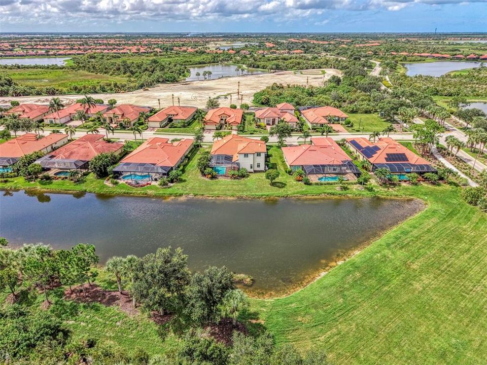 En Venta: $1,350,000 (4 camas, 4 baños, 3254 Pies cuadrados)