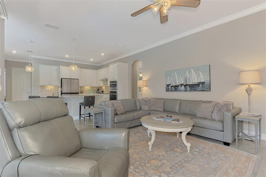 En Venta: $1,350,000 (4 camas, 4 baños, 3254 Pies cuadrados)