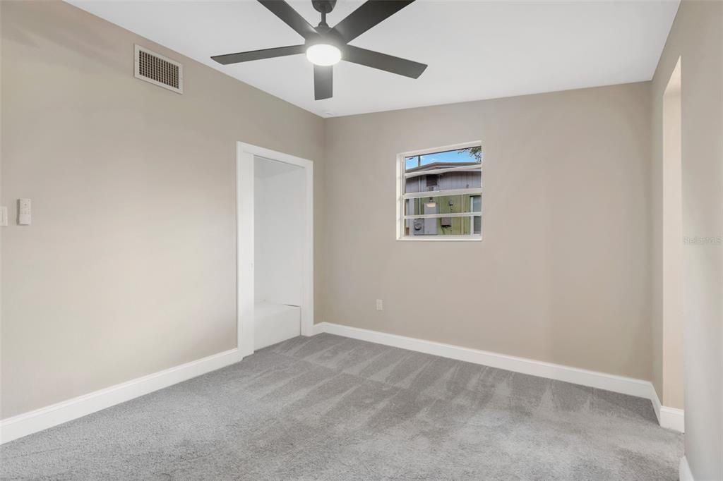 For Sale: $374,900 (3 beds, 2 baths, 1389 Square Feet)