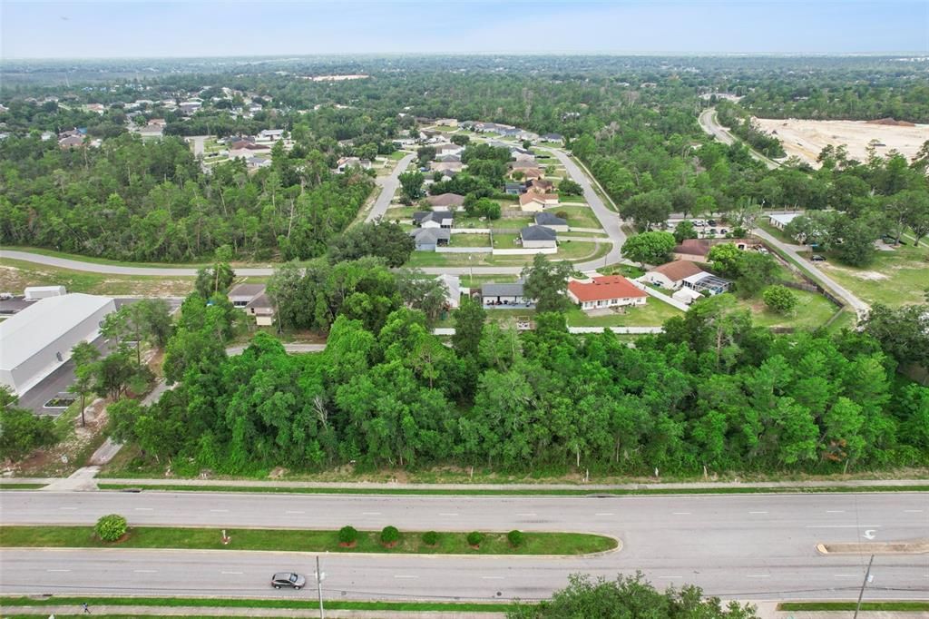 待售: $325,000 (0.69 acres)