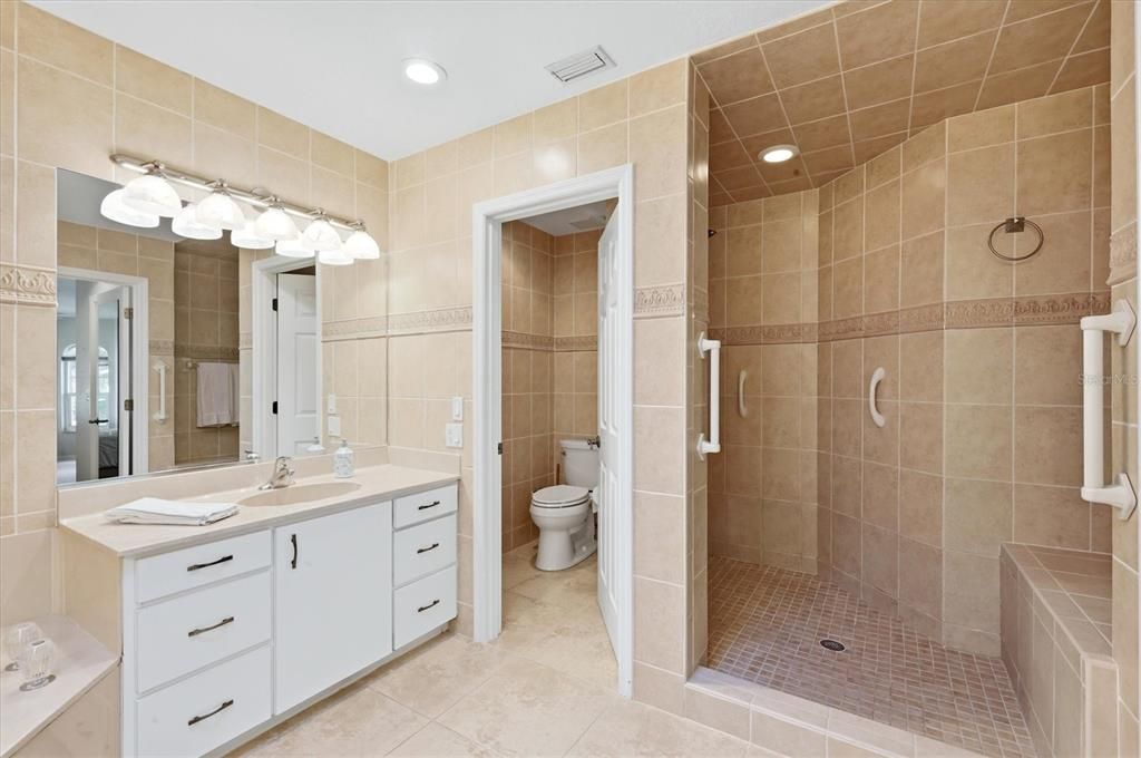 For Sale: $520,000 (3 beds, 3 baths, 2676 Square Feet)
