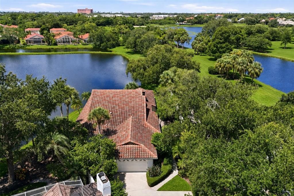 For Sale: $520,000 (3 beds, 3 baths, 2676 Square Feet)