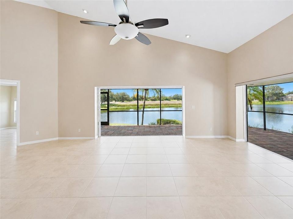 For Sale: $520,000 (3 beds, 3 baths, 2676 Square Feet)