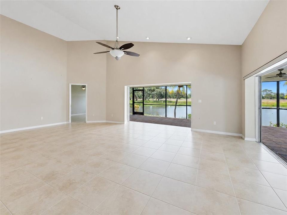 For Sale: $520,000 (3 beds, 3 baths, 2676 Square Feet)