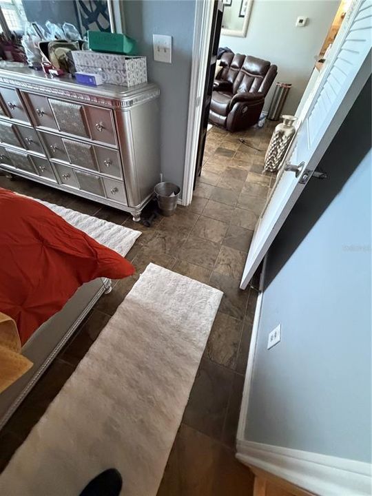 En Venta: $127,200 (2 camas, 2 baños, 848 Pies cuadrados)