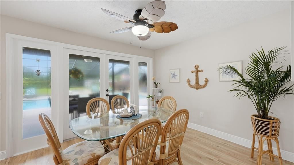 For Sale: $1,099,000 (5 beds, 4 baths, 4611 Square Feet)