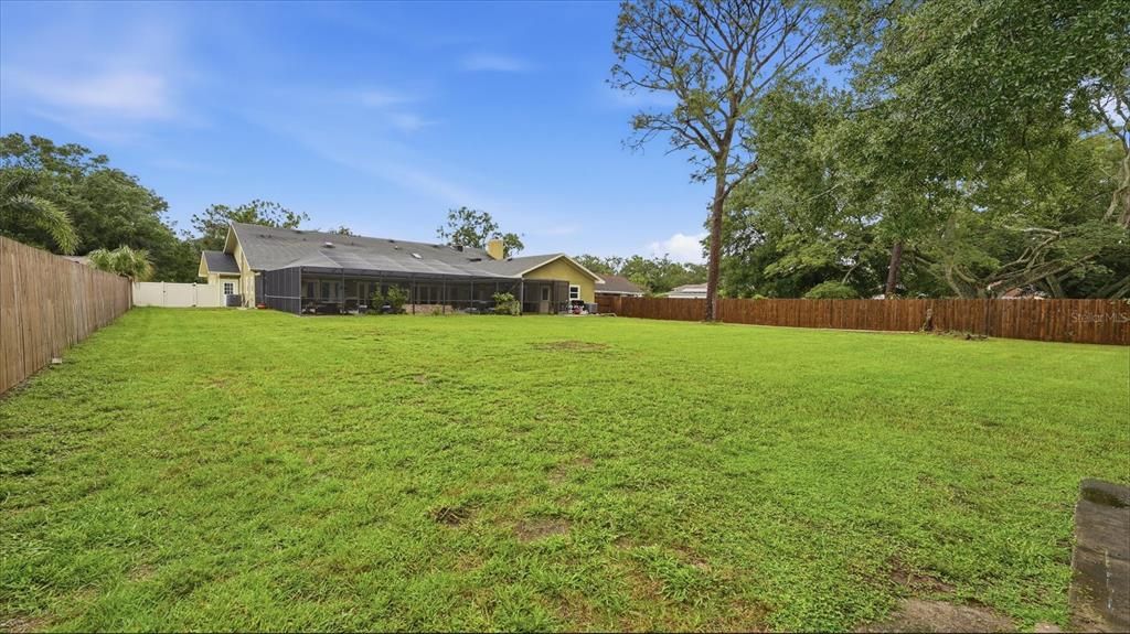 For Sale: $1,099,000 (5 beds, 4 baths, 4611 Square Feet)