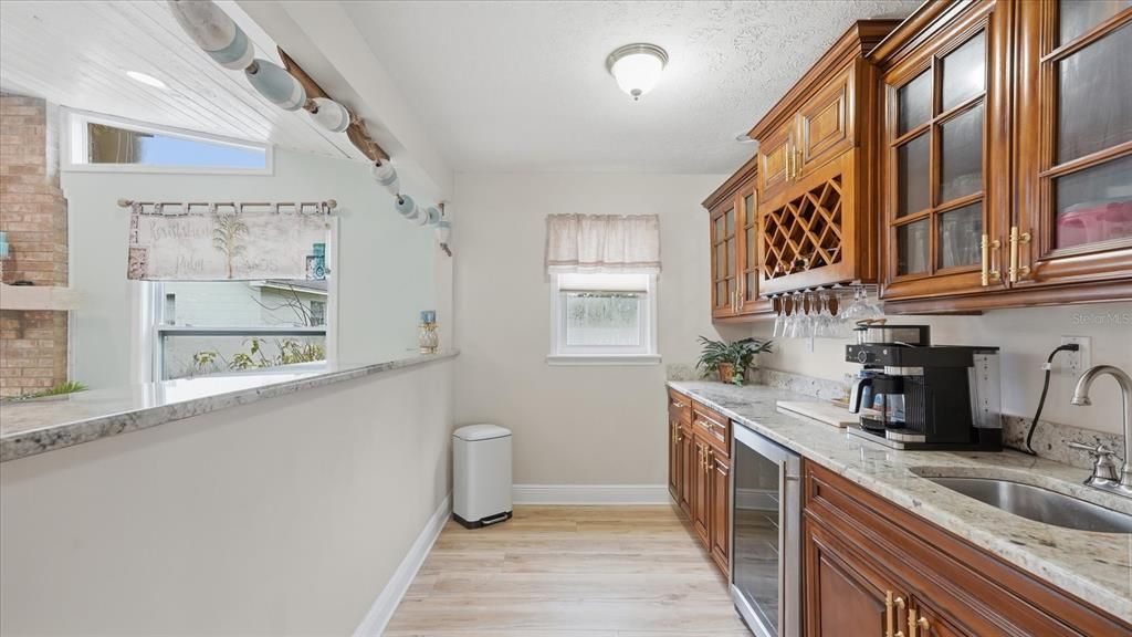 For Sale: $1,099,000 (5 beds, 4 baths, 4611 Square Feet)