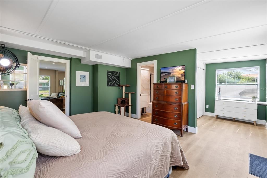En Venta: $535,000 (4 camas, 3 baños, 1544 Pies cuadrados)