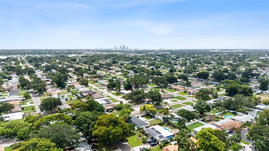 En Venta: $535,000 (4 camas, 3 baños, 1544 Pies cuadrados)