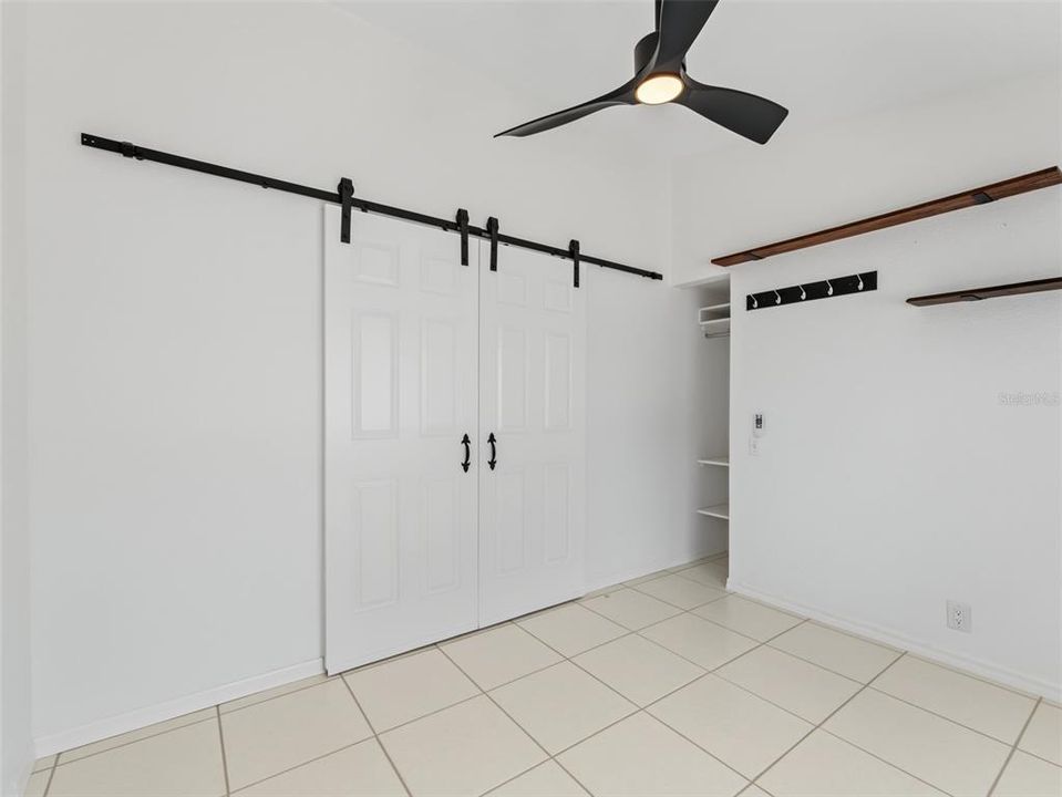 For Sale: $425,000 (3 beds, 2 baths, 2052 Square Feet)