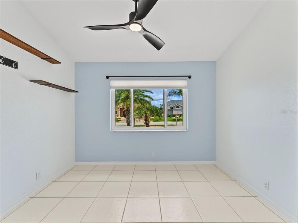 For Sale: $425,000 (3 beds, 2 baths, 2052 Square Feet)