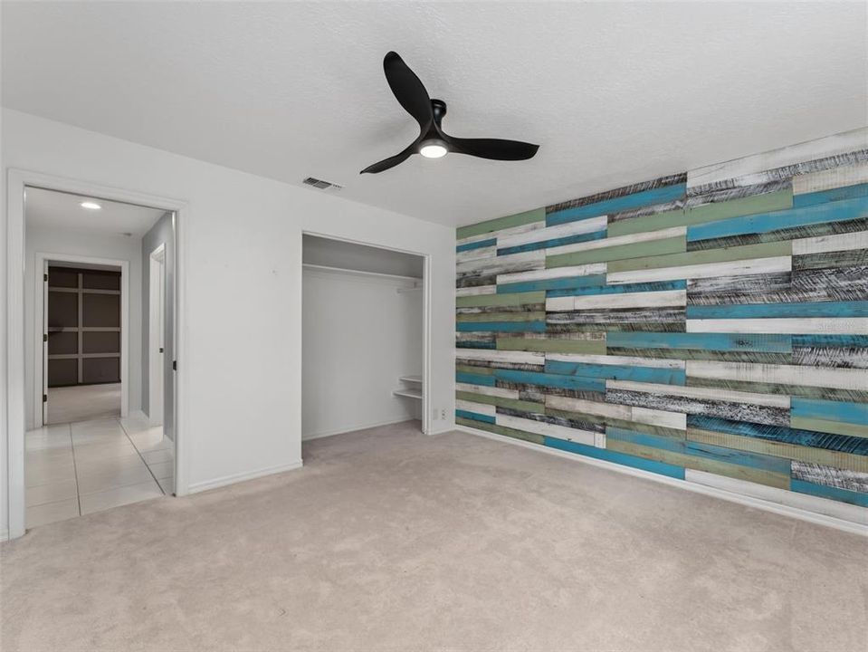 For Sale: $425,000 (3 beds, 2 baths, 2052 Square Feet)