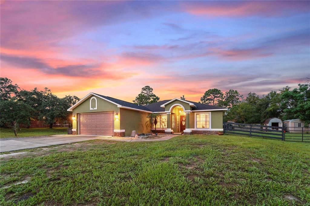 合同活跃: $339,900 (3 贝兹, 2 浴室, 1501 平方英尺)