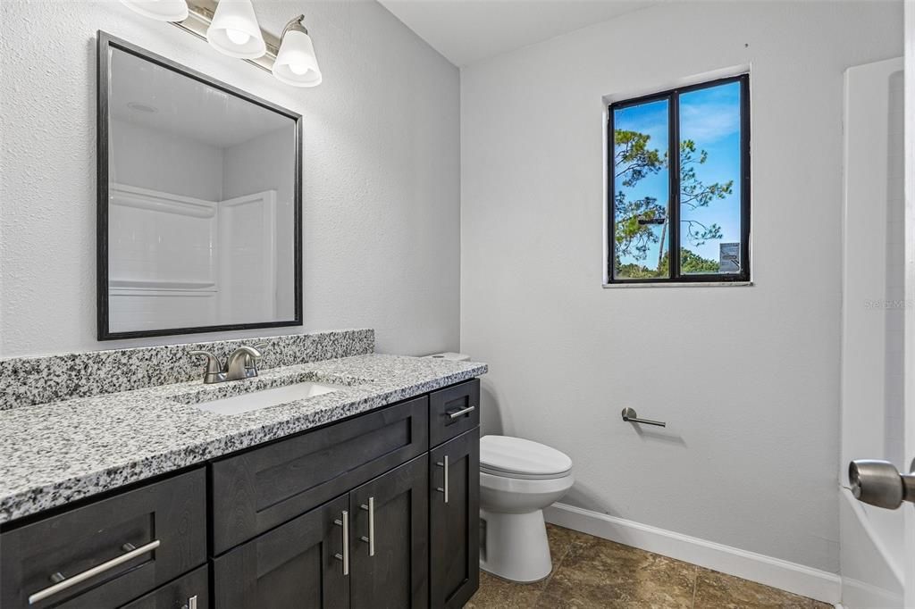 Active With Contract: $350,000 (3 beds, 2 baths, 1486 Square Feet)