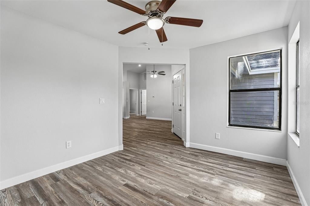 Active With Contract: $350,000 (3 beds, 2 baths, 1486 Square Feet)