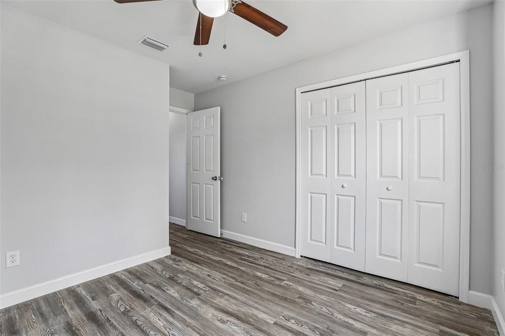 Active With Contract: $350,000 (3 beds, 2 baths, 1486 Square Feet)