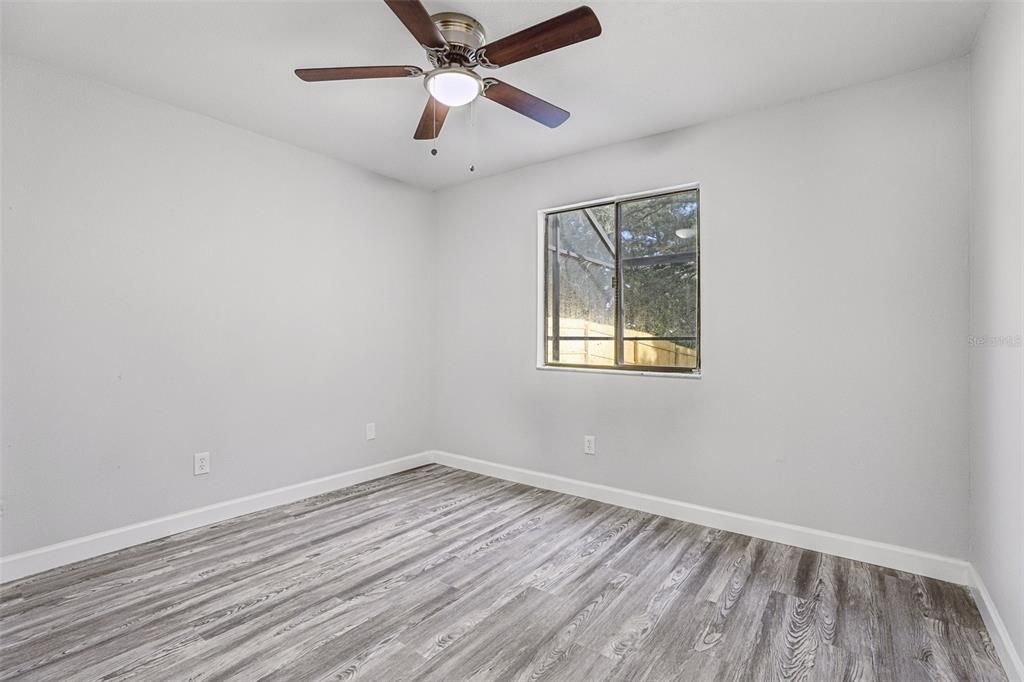 Active With Contract: $350,000 (3 beds, 2 baths, 1486 Square Feet)