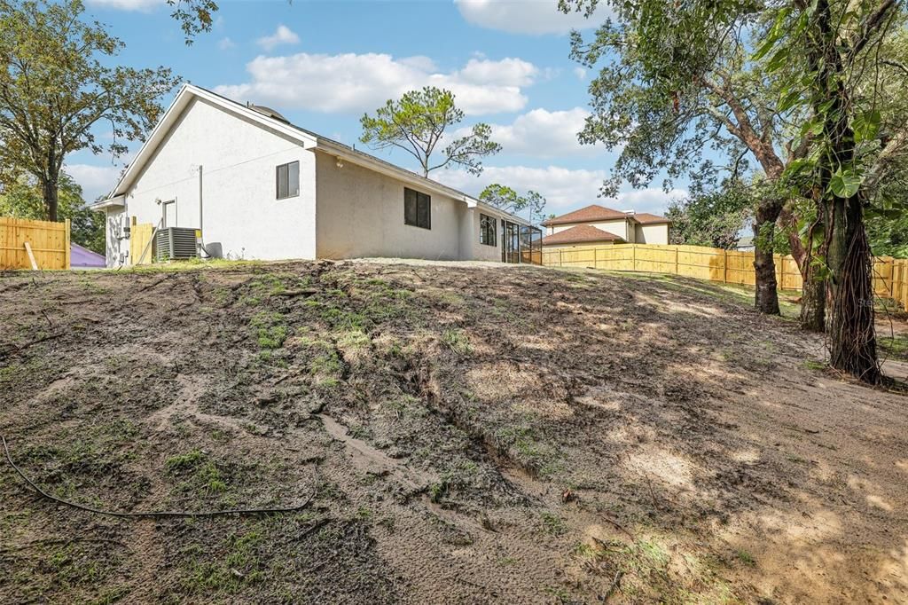 Active With Contract: $350,000 (3 beds, 2 baths, 1486 Square Feet)