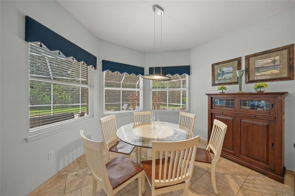 For Sale: $795,000 (4 beds, 2 baths, 2501 Square Feet)