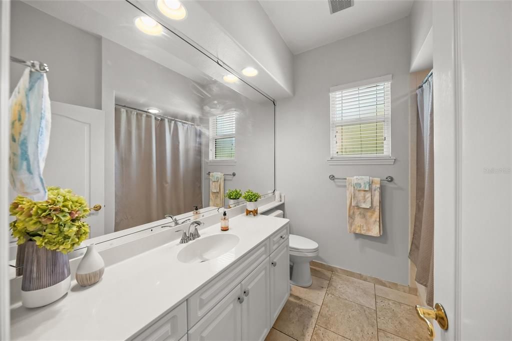 For Sale: $795,000 (4 beds, 2 baths, 2501 Square Feet)