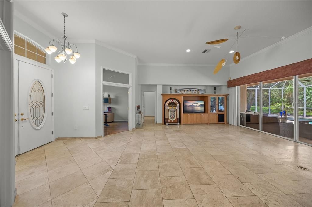 For Sale: $795,000 (4 beds, 2 baths, 2501 Square Feet)