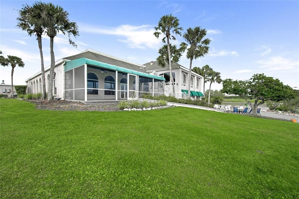 For Sale: $795,000 (4 beds, 2 baths, 2501 Square Feet)