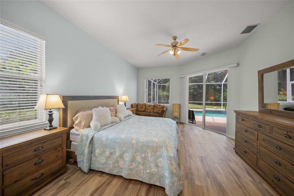 For Sale: $795,000 (4 beds, 2 baths, 2501 Square Feet)