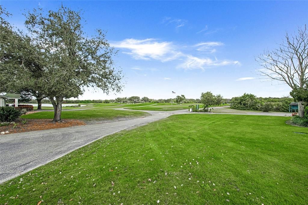 For Sale: $795,000 (4 beds, 2 baths, 2501 Square Feet)