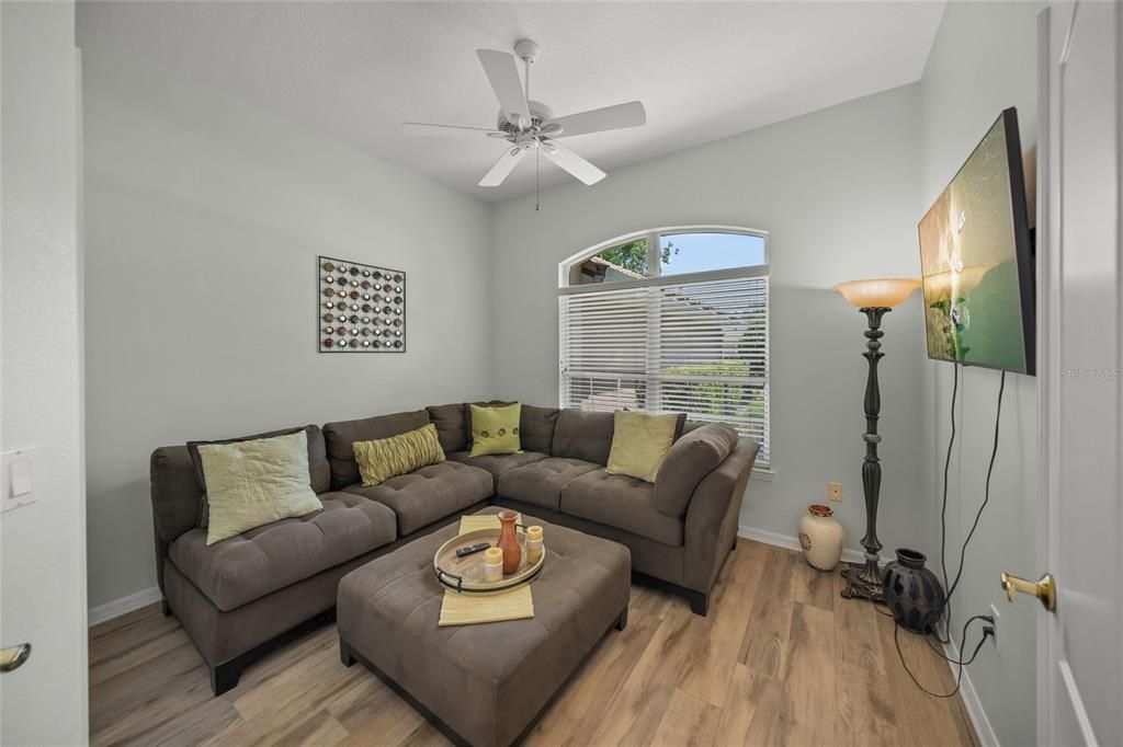 For Sale: $795,000 (4 beds, 2 baths, 2501 Square Feet)