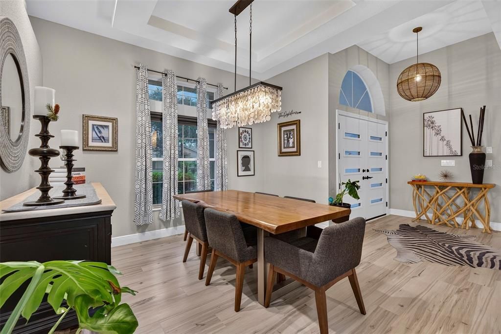 Active With Contract: $545,000 (3 beds, 2 baths, 2786 Square Feet)