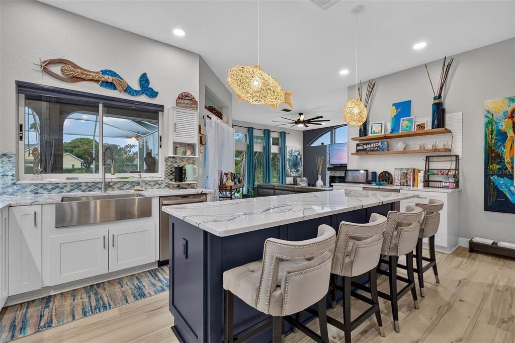 Active With Contract: $545,000 (3 beds, 2 baths, 2786 Square Feet)
