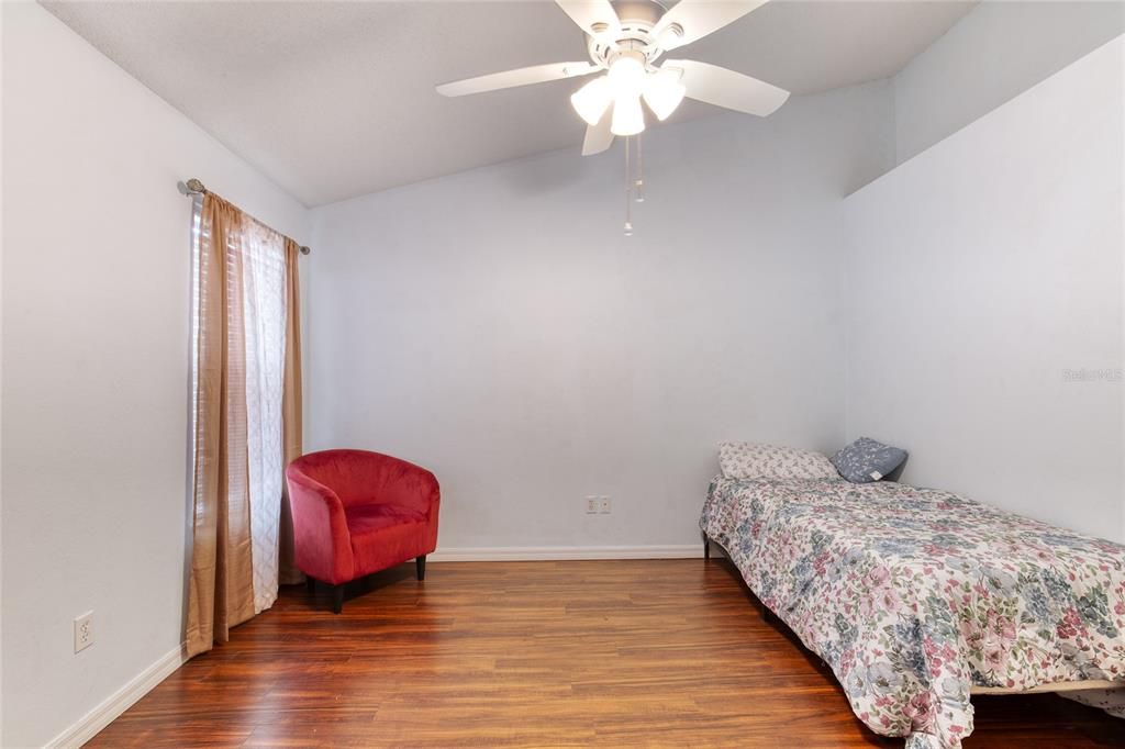 For Sale: $290,000 (2 beds, 2 baths, 1611 Square Feet)