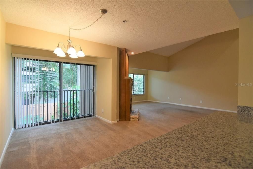 For Rent: $1,800 (3 beds, 2 baths, 1316 Square Feet)