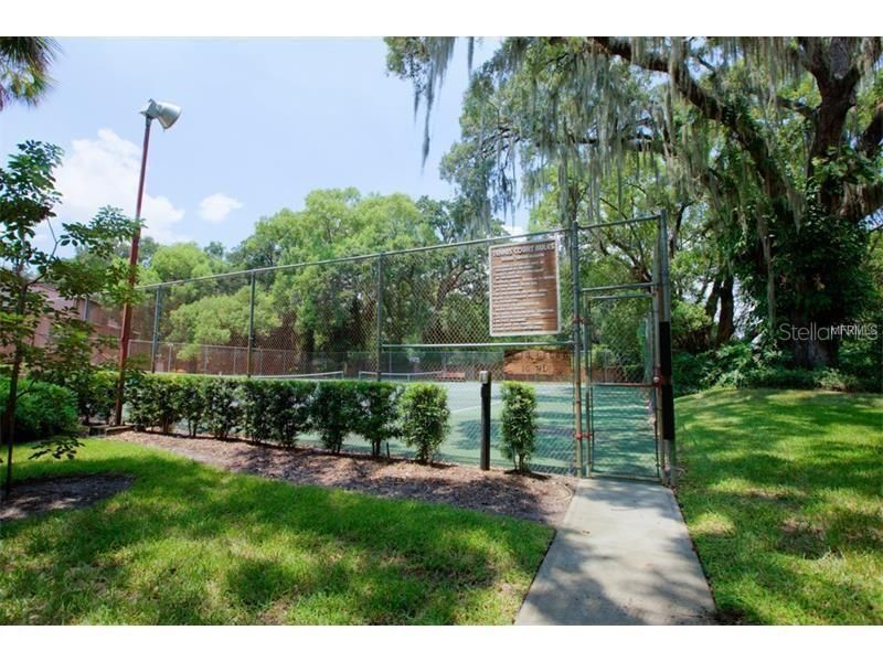 For Rent: $1,800 (3 beds, 2 baths, 1316 Square Feet)