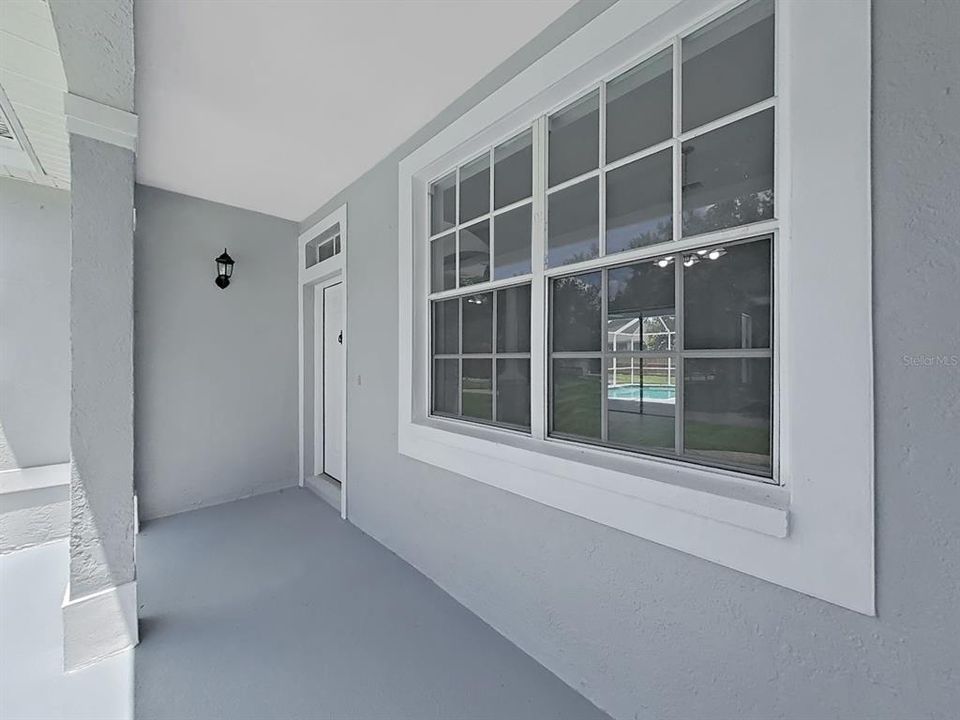 For Sale: $400,000 (3 beds, 2 baths, 1836 Square Feet)