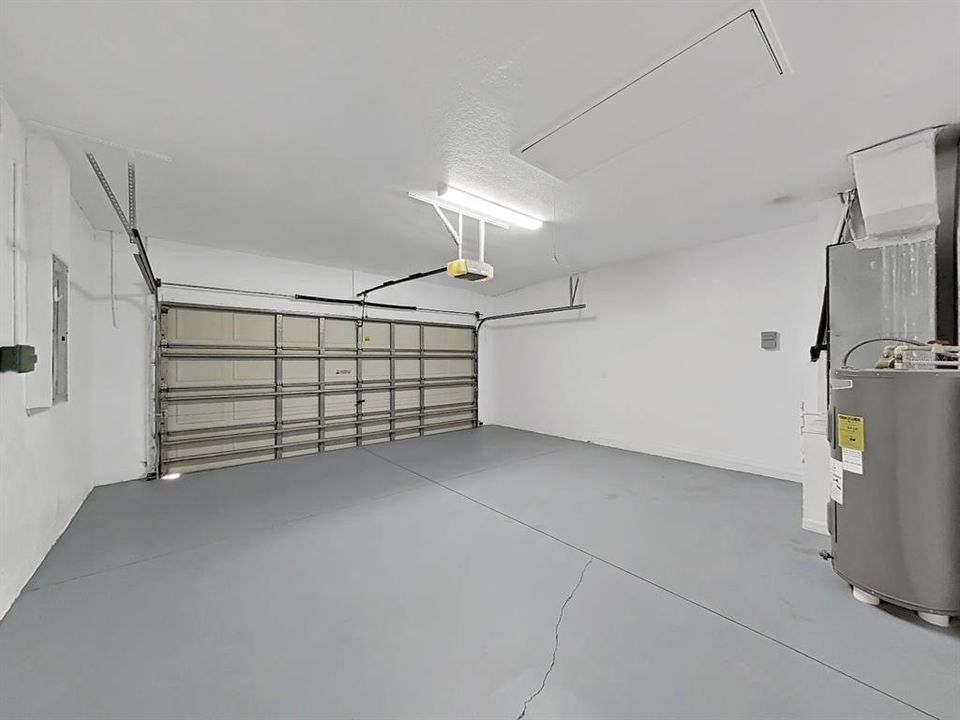 For Sale: $400,000 (3 beds, 2 baths, 1836 Square Feet)