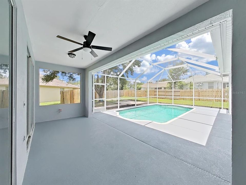For Sale: $400,000 (3 beds, 2 baths, 1836 Square Feet)