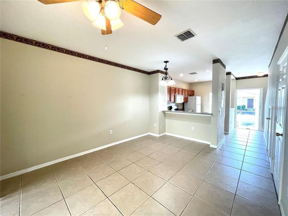 For Rent: $1,650 (2 beds, 2 baths, 1008 Square Feet)